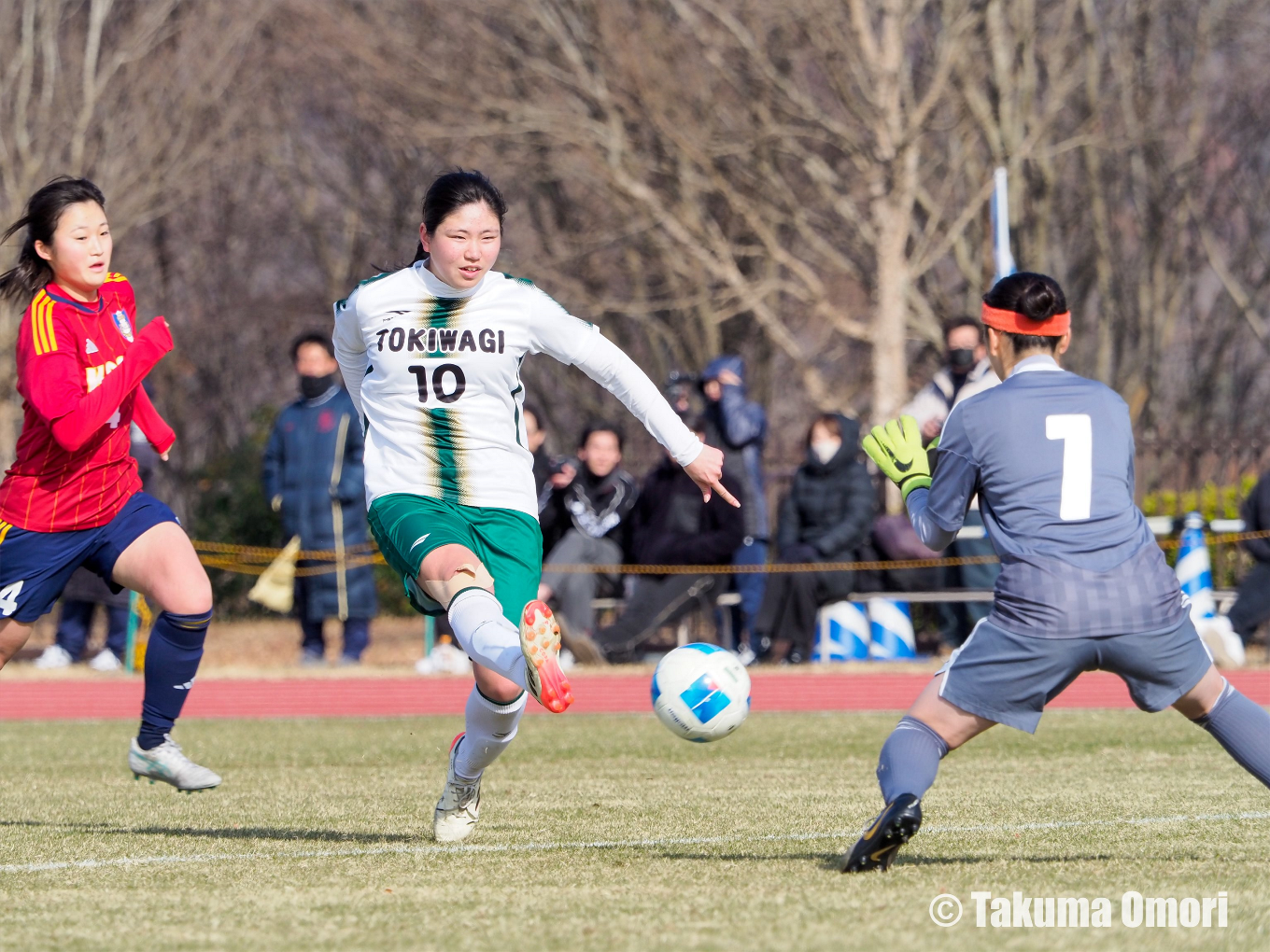 撮影日：2024年12月30日
全日本高等学校女子サッカー選手権 2回戦