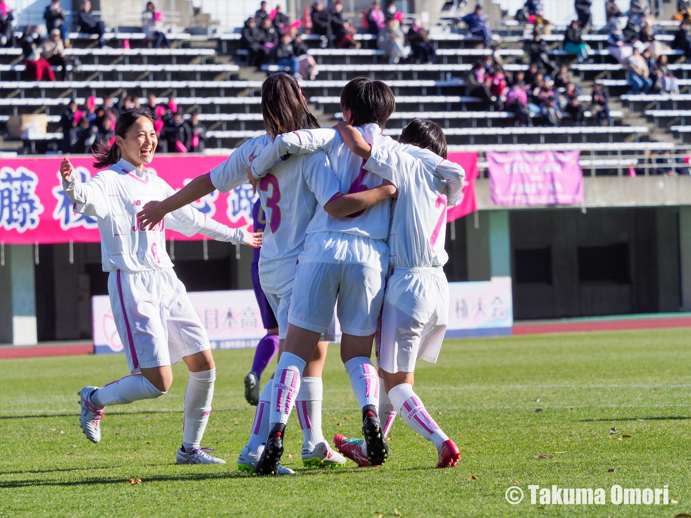 撮影日：2024年12月29日 
全日本高校女子サッカー選手権 1回戦