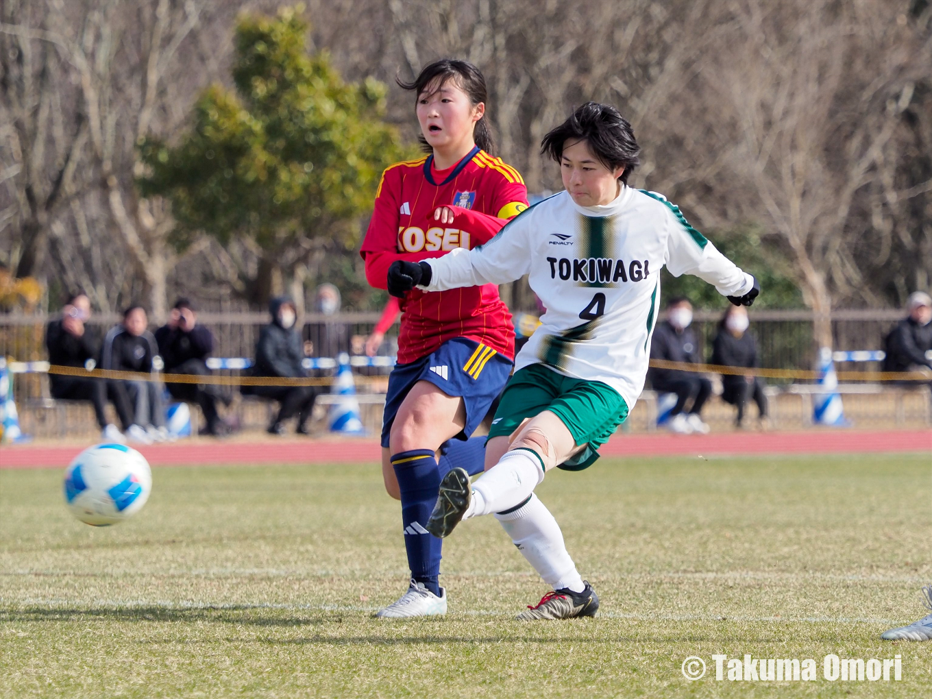 撮影日：2024年12月30日 
全日本高等学校女子サッカー選手権 2回戦